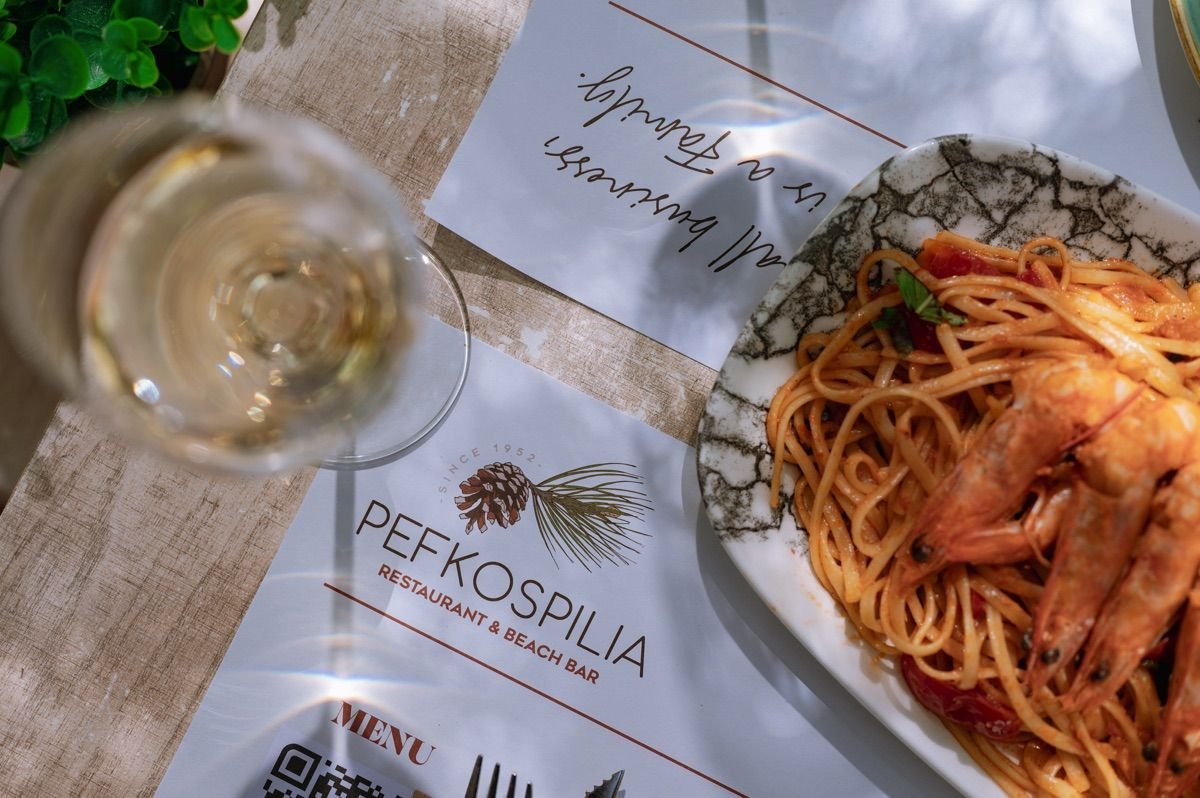 Shrimp pasta at Pefkospilia restaurant in Pachis